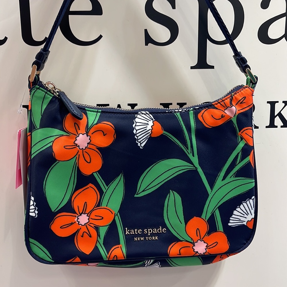 Kate Spade The Litte Better Sam Daisy Vines Small Shoulder Bag
Rich Navy - Picture 13 of 16